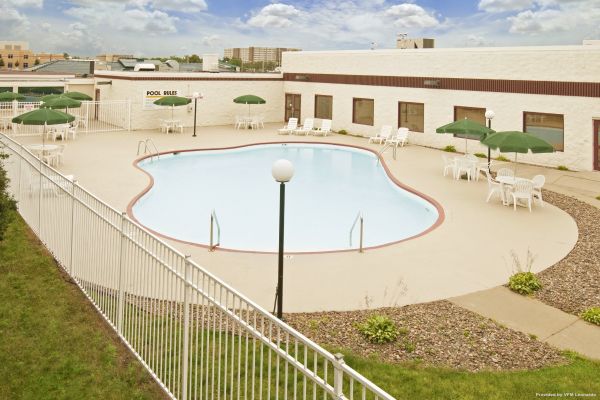 Americas Best Value Inn (Eau Claire)